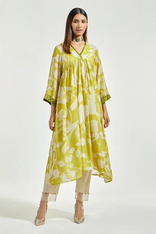 Anantaa by Roohi Floral Print Flared Kurta