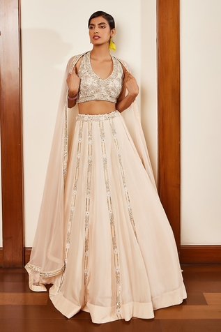 Awigna Serai Sequin Embroidered Lehenga Set