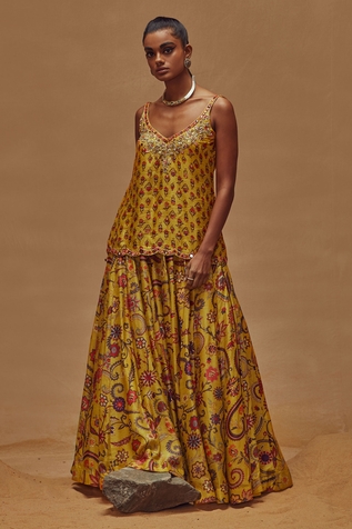 Drishti & Zahabia Floral Print Kurta & Lehenga Set