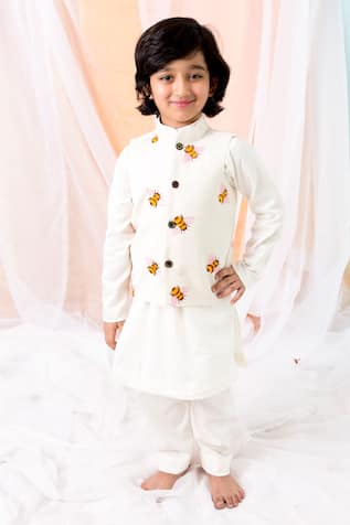 Bumble Bee Embroidered Bundi & Kurta Set 