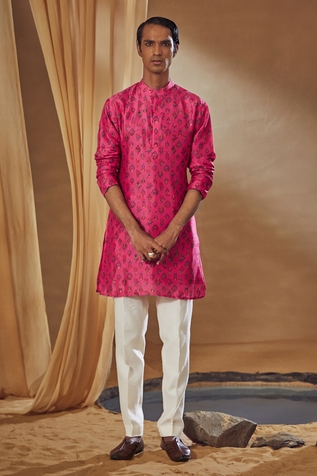 Drishti & Zahabia Floral Print Kurta & Pant Set