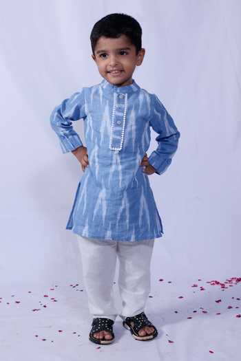 Pankhuri By Priyanka Ikkat Cotton Kurta Set 
