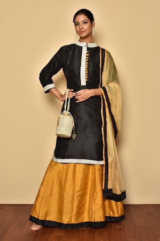 Aryavir Malhotra Mandarin Collar Kurta Skirt Set