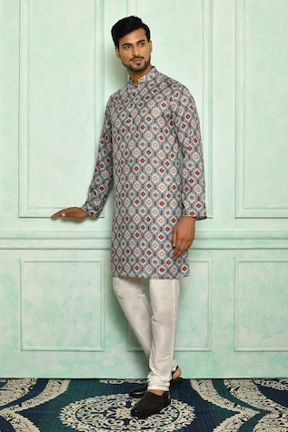 Adara Khan Geometric Pattern Kurta