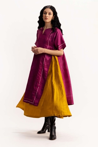 Studio Medium Border Handwoven JamBan Kurta