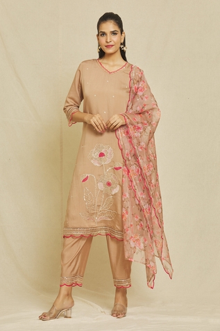 Nazaakat by Samara Singh Embroidered Kurta Set With Printed Dupatta