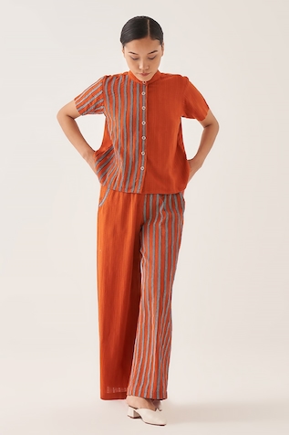 CROSS A LINE Kale Striped Pattern Shirt & Trouser Set