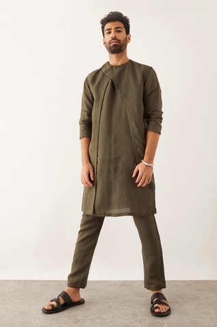 Son of A Noble Snob Daha Round Neck Kurta