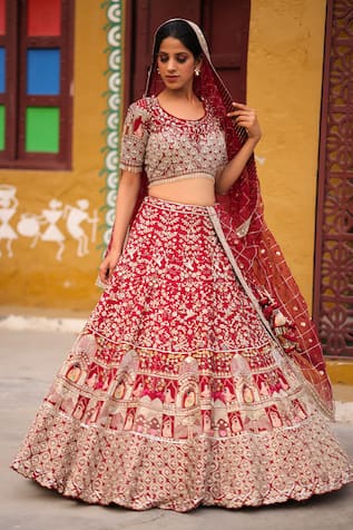 Designer Bridal Lehenga at Rs.10000/Piece in kolkata offer by Little Saree  House