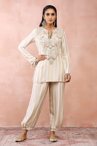 Payal Singhal Banarasi Woven Kurta & Pant Set 