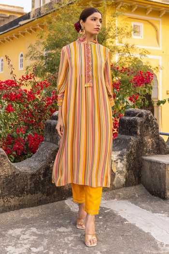 Sandhya Shah Striped Print Kurta & Trouser Set 