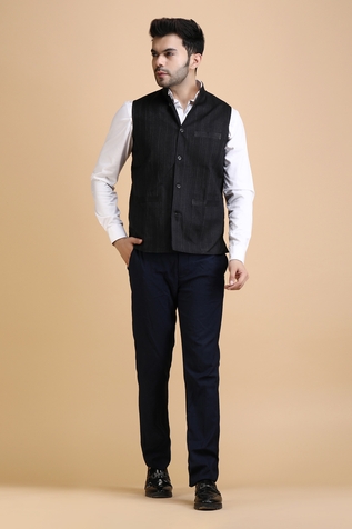 Dusala Shawls Rudra Ghicha Silk Waistcoat
