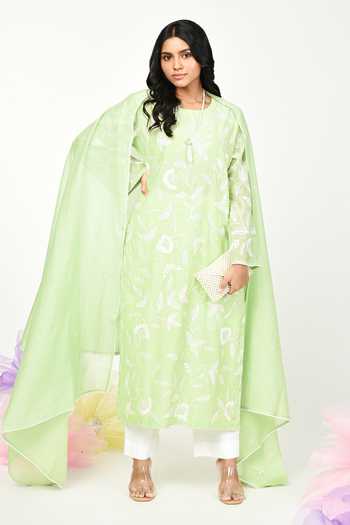 Komal Shah Jaal Chaav Chanderi Embroidered Kurta Set 