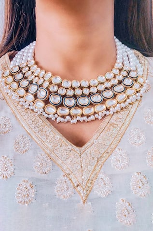 Queen B Embellished Choker Necklace 