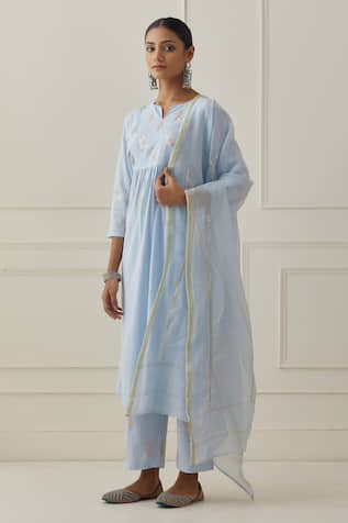 Kamaltaas Sleeve Hand Embroidered Kurta Pant Set 