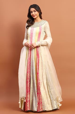 Colorblock Panelled Anarkali With Dupatta For Kids
