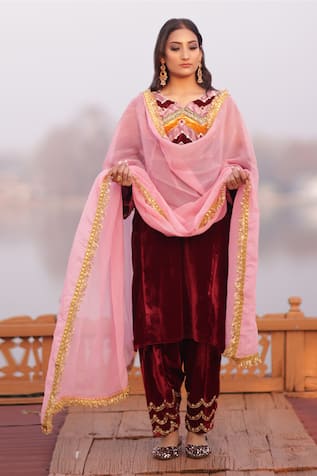 Embroidered Phiran Salwar Set 