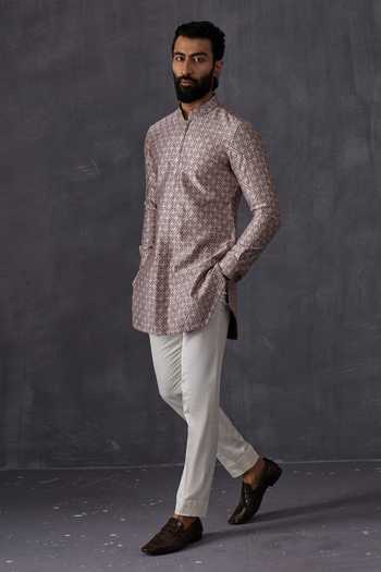 Arjan Dugal Thread Embroidered Chanderi Silk Kurta Set 
