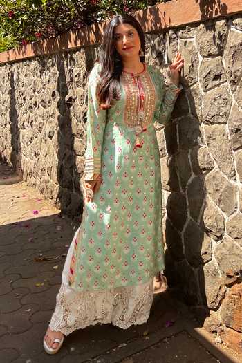 Gopi Vaid Floral Butti Print Tunic With Palazzo 