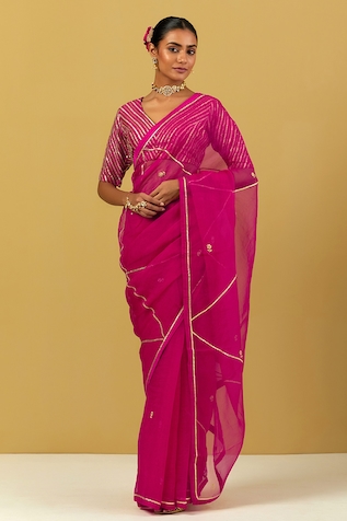 Ikshita Choudhary Floral Butti Embroidered Saree & Blouse Set