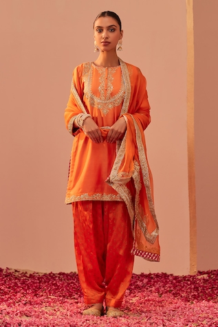Sheetal Batra Nafisah Embroidered Short Kurta Salwar Set