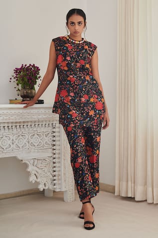 Asymmetric Kurta & Pant Set 