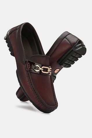 Lafattio Cherry Buckled Leather Loafers 