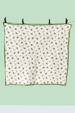 Avocado & Banana Print Baby Razai 