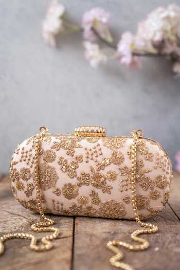 Amyra Ada Floral Embroidered Clutch 