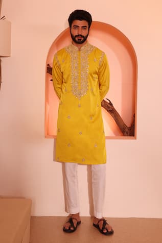 Shreyansh Designs Aain Hand Embroidered Kurta With Pant 