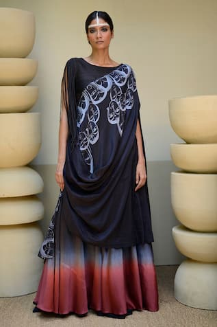 Ekru Boho Figurine Print Gown 