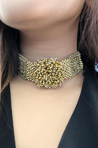 Adhrit Choker 