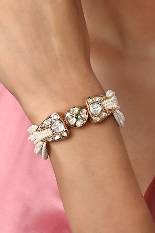 Kediya Moti Embellished Bracelet 