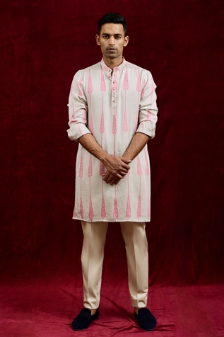 Gaurav Katta Euphorbia Hand Painted Kurta