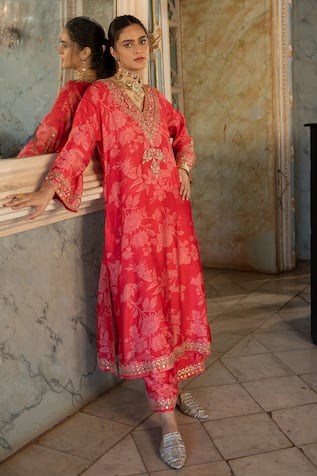 Paulmi and Harsh Cotton Silk Printed Kurta & Pant Set 