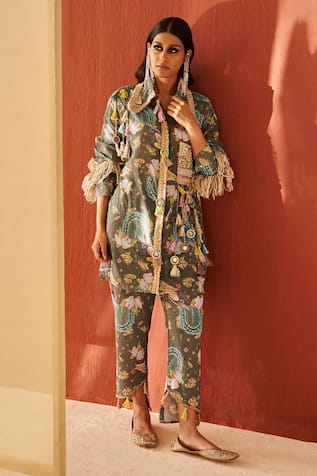 Priyanka Singh Floral Print & Jute Tassel Work Shirt With Pant 