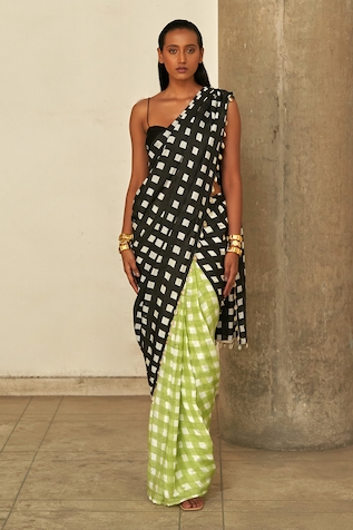Shop Black designer Pre Draped Sarees for Women Online