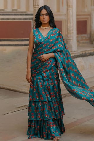 Baaro Masi Rose Print Pre-Draped Saree With Blouse 