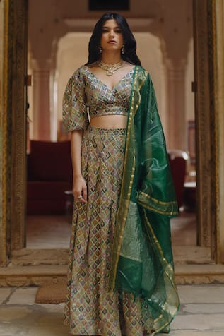 Baaro Masi Floral Checkered Print Pleated Lehenga Set 