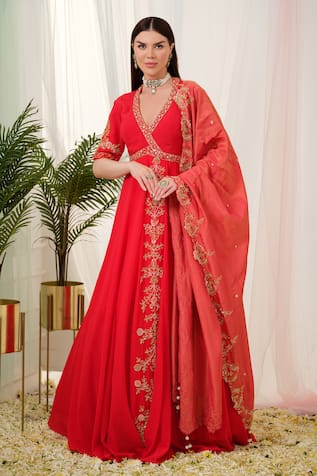 Tamaraa By Tahani Vermilion Placement Hand Embroidered Anarkali With Dupatta 