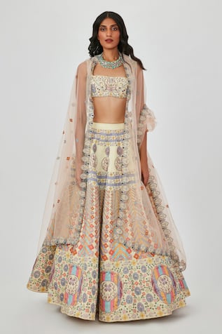 Aisha Rao Soraya Floral Applique 16 Kali Bridal Lehenga Set 