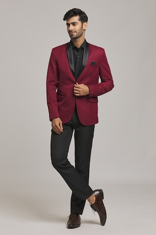 Aryavir Malhotra Solid Tuxedo Blazer