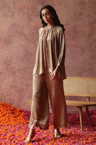 Begum Ishaaira Neckline Embroidered Top & Pant Set 