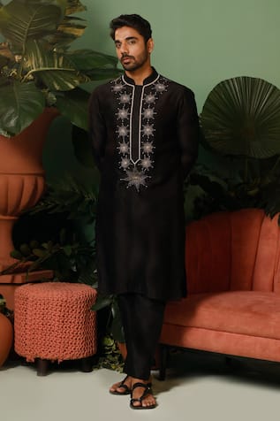 Midushi Bajoria Silk Chanderi Starburst Embroidered Kurta With Pant 