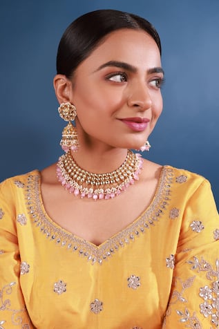 Kundan Embellished Necklace & Jhumkas Set 