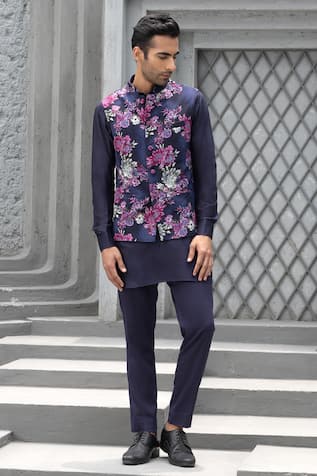Chhavvi Aggarwal Floral Print Bundi & Kurta Set 