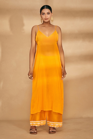 Gulabo by Abu Sandeep Mul Plain Long Slip