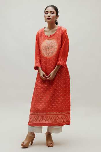 Naina Jain Silk Bandhani Pattern Straight Kurta 