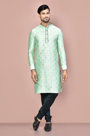 Paisley Pattern Embroidered Kurta & Pant Set 