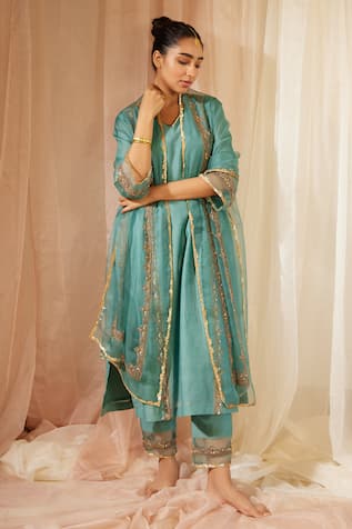 Sarang Kaur Embroidered Dupatta 